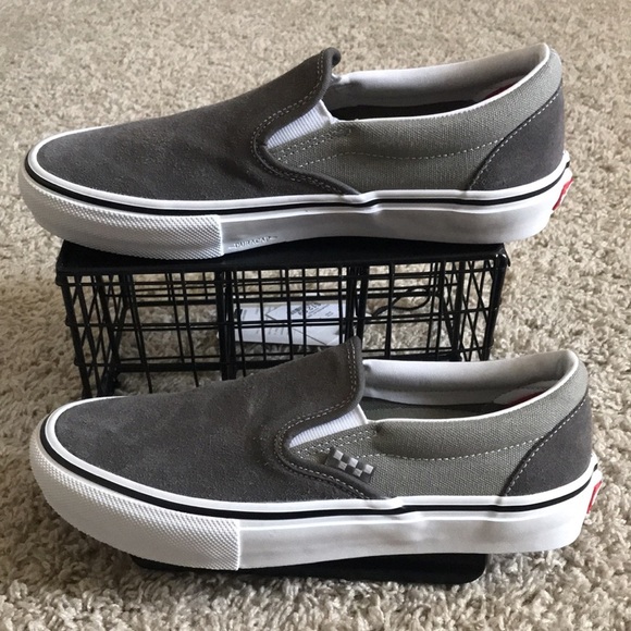 VANS GREY skateboard Shoes Classic Slip-On Sneaker NEW - Picture 3 of 7